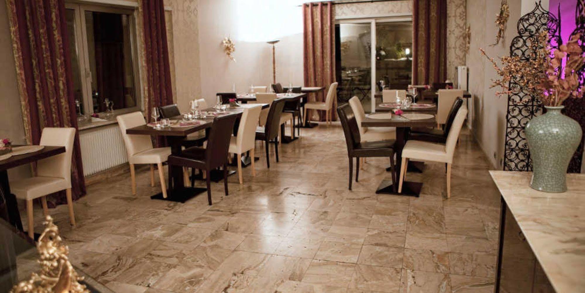 Hotel Majuscule Selestat Exterior photo
